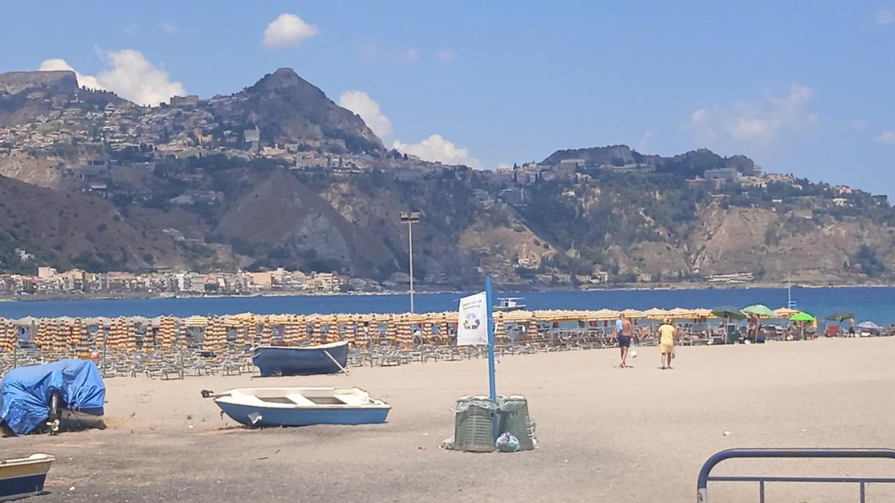 Donna Sicilia Hotel Giardini Naxos Exterior photo