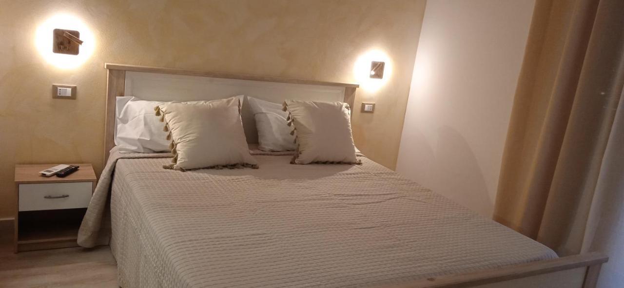 Donna Sicilia Hotel Giardini Naxos Exterior photo